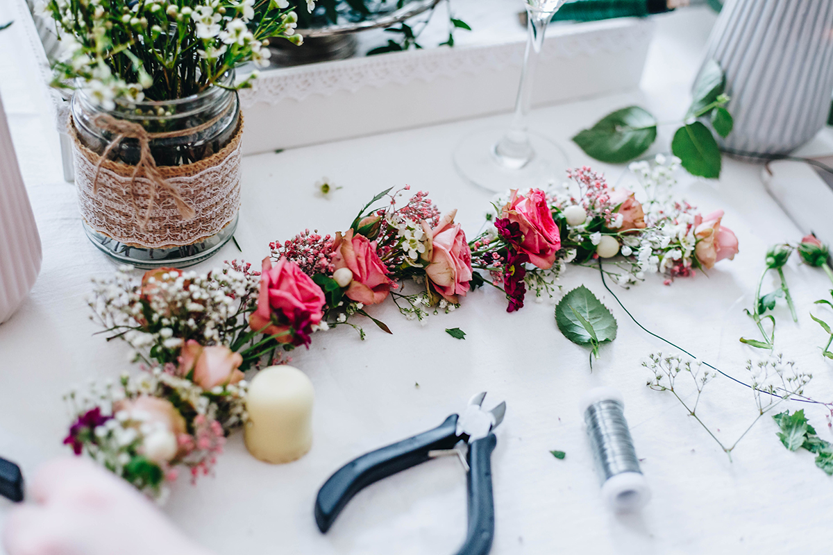 Junggesellinnenabschied in Kiel und Schleswig-Holstein: Die besten Tipps! Flowercrown Workshop