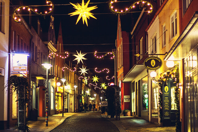 Ein Herbsttag in Husum: Entdecke viele Tipps für deinen Ausflug in die Hafenstadt! Weihnachtsmarkt