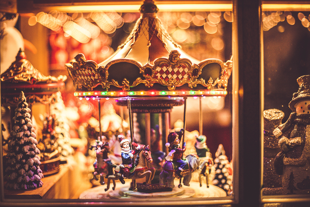 Schlendere jetzt mit mir durch die geschmückten Altstadtstraßen und über den wunderschönen Lübecker Weihnachtsmarkt. Dort wartet ein neuer Geheimtipp!