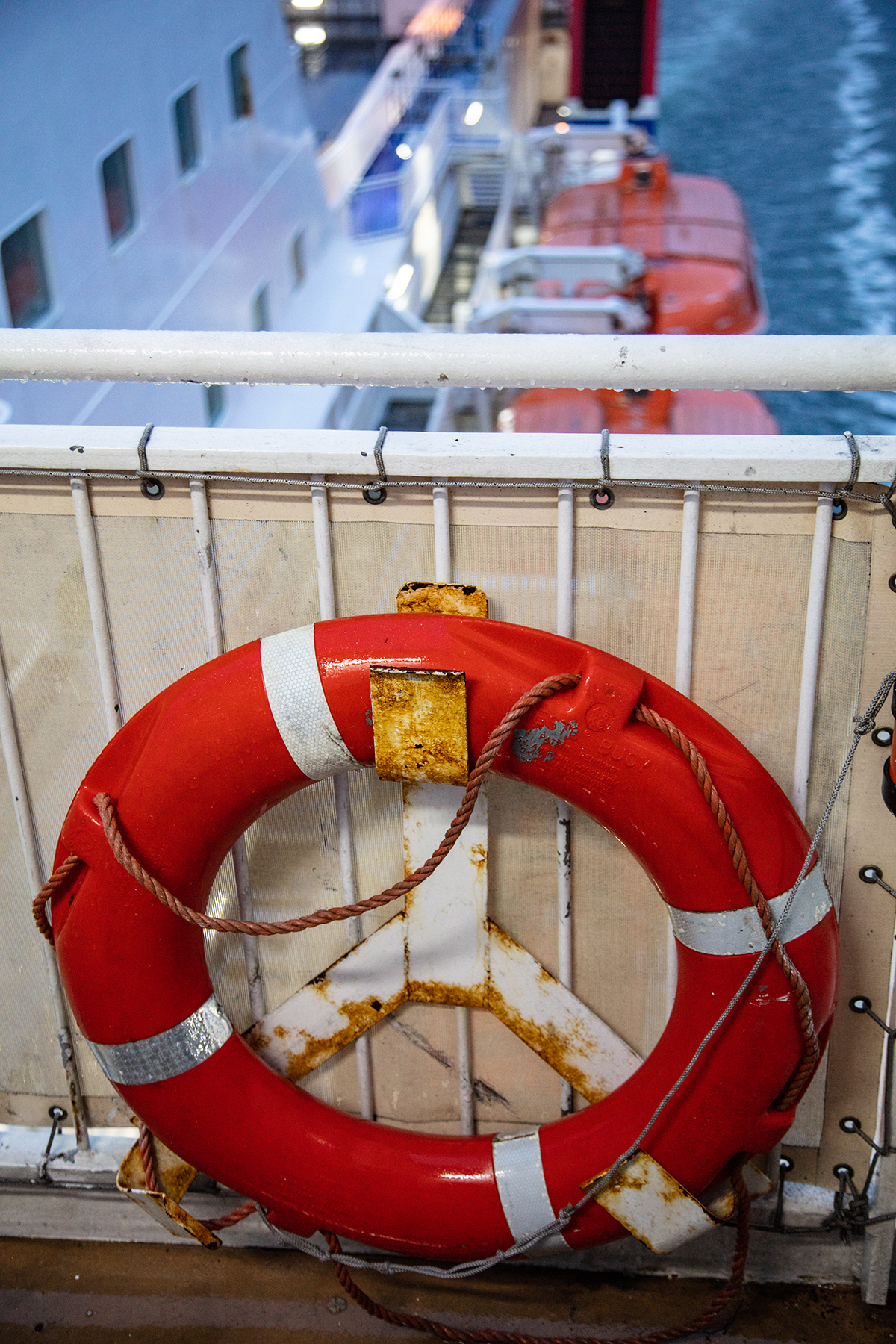 Ich habe einen Minitrip mit Stena Line von Kiel nach Göteborg in Schweden unternommen. Hier berichte ich dir von meinen Erfahrungen an Bord der Fähre.