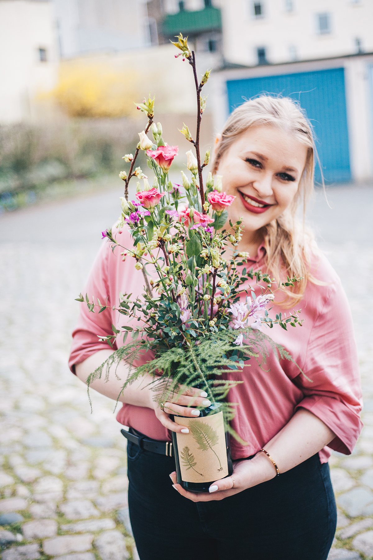 Zu Besuch beim Floristik-Workshop bei 2fach in Kiel: Lerne das Blumenstecken