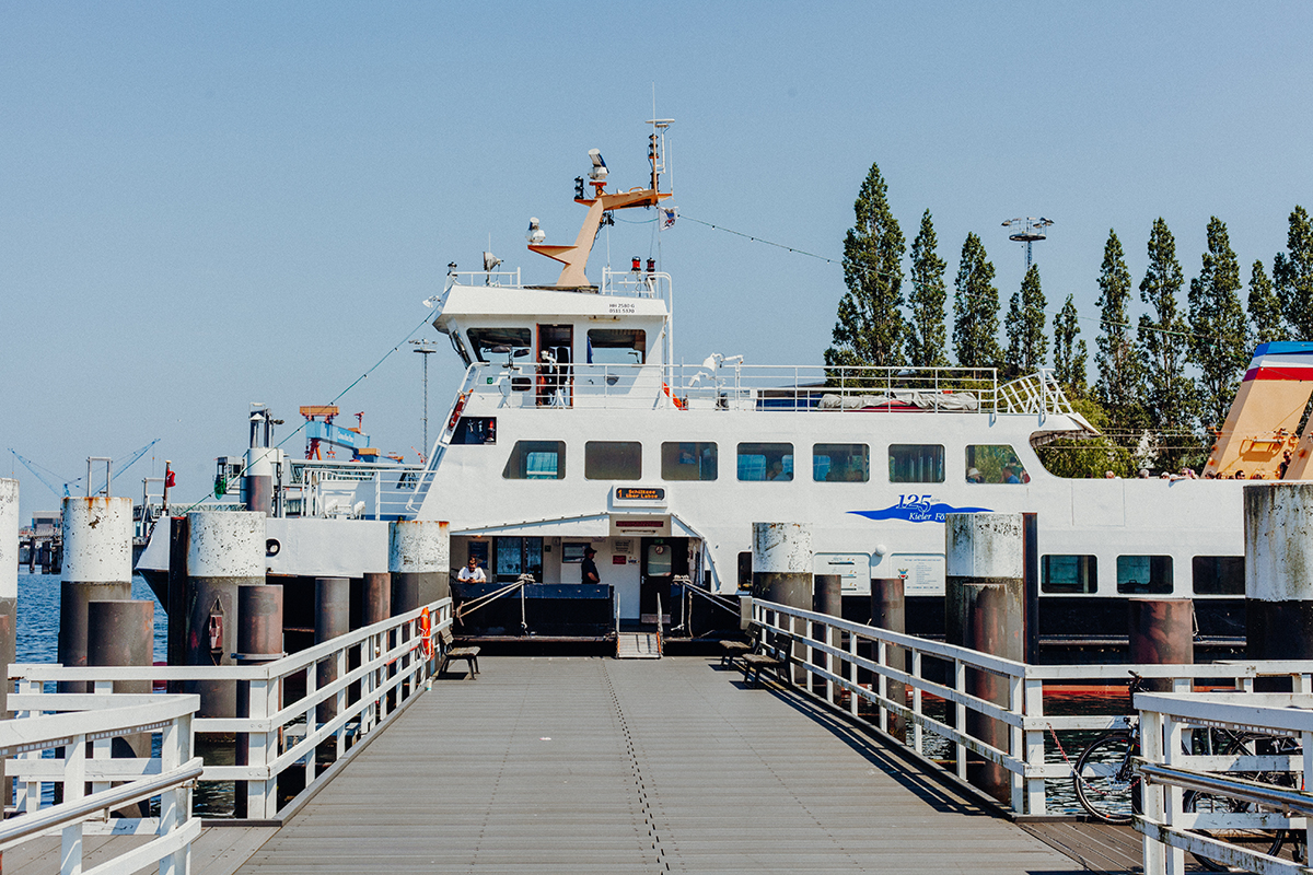 Kiel mit der Förde Fähre entdecken