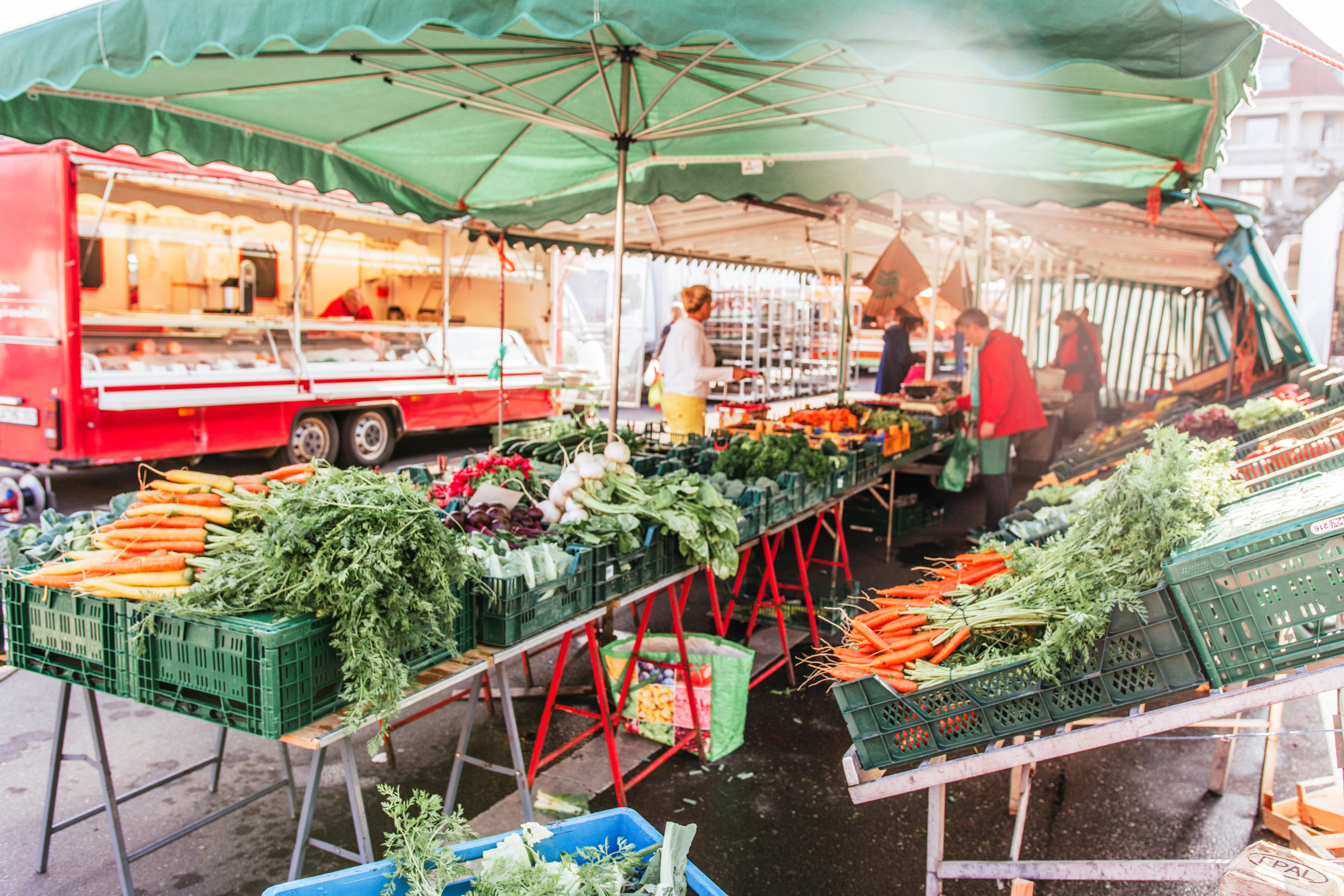 Regional und nachhaltig: Der Wochenmarkt auf dem Blücherplatz in Kiel