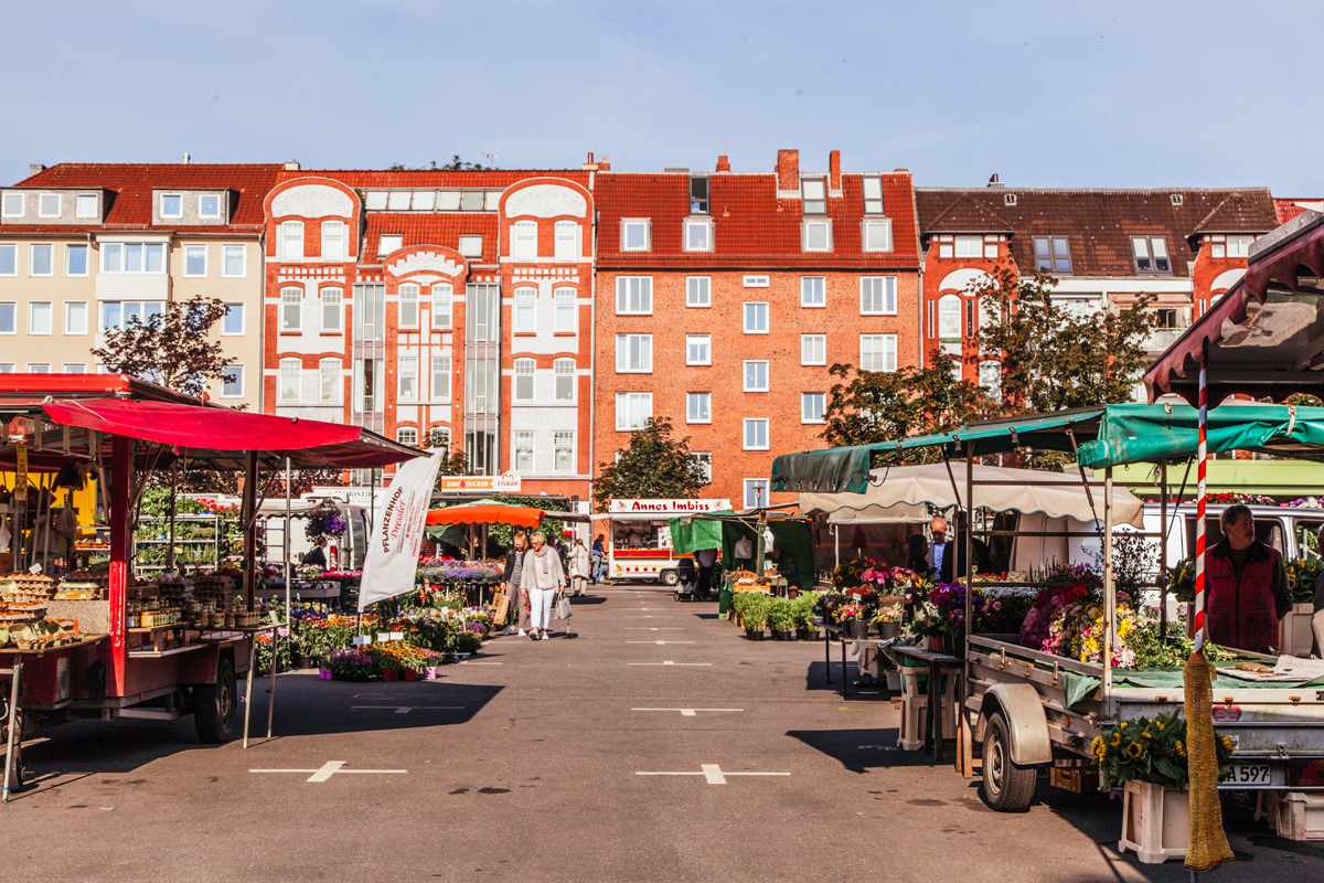 Regional und nachhaltig: Der Wochenmarkt auf dem Blücherplatz in Kiel