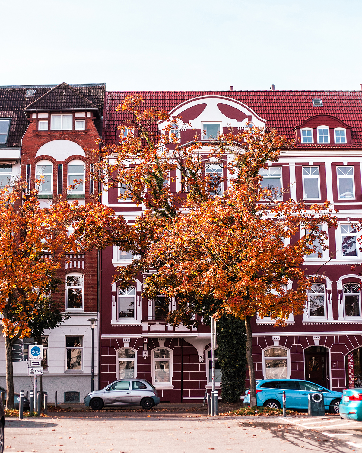 Blücherplatz Kiel Hausfassade Herbst