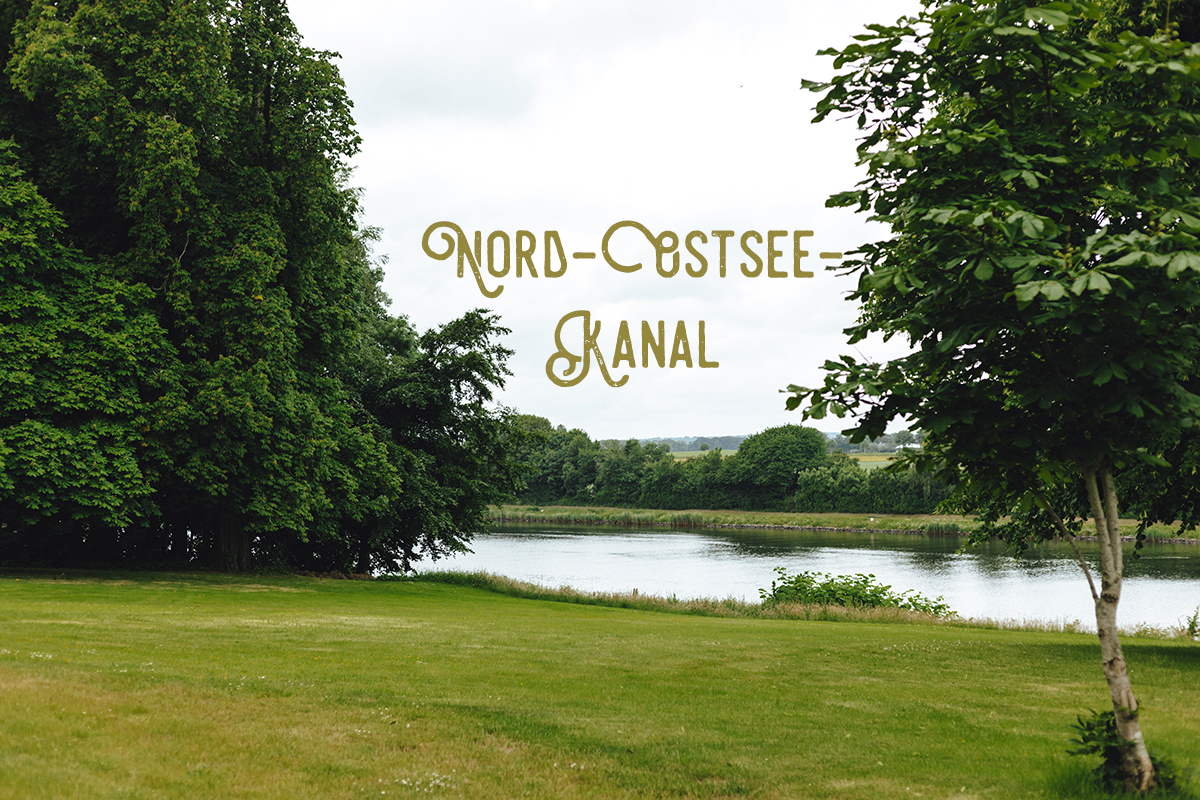 Erdbeer- und Himbeerhof Gut Steinwehr: Nord-Ostsee-Kanal