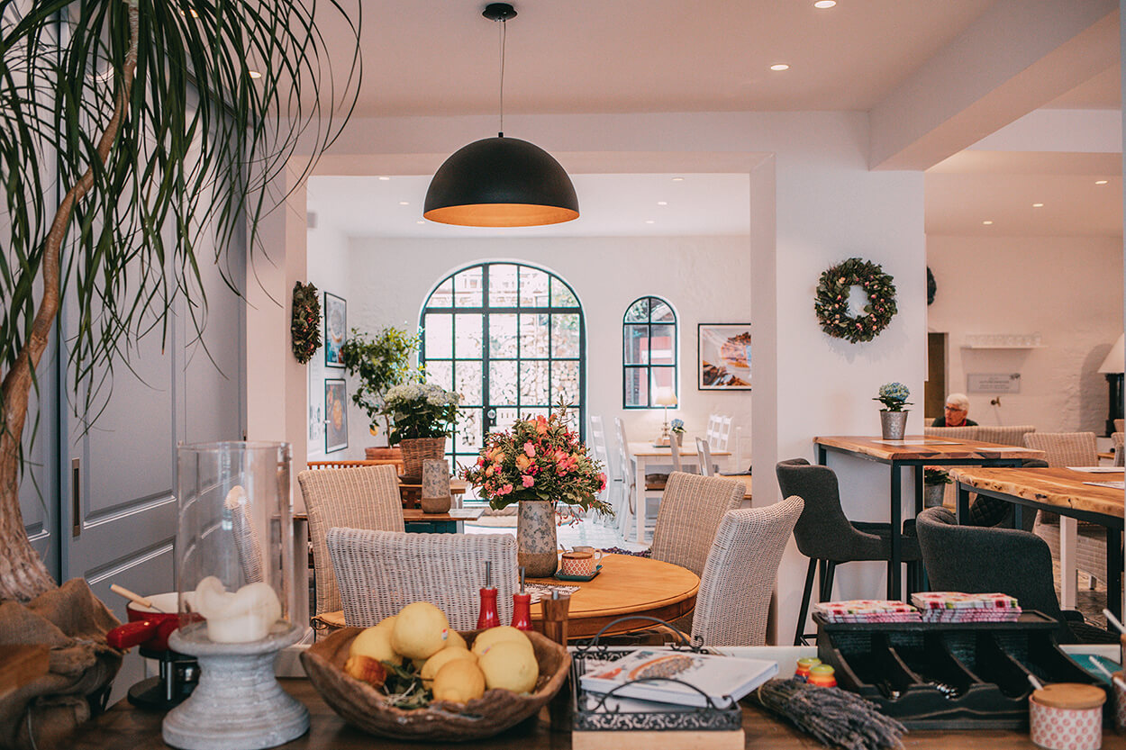 Innenraum Künstlercafé Husum