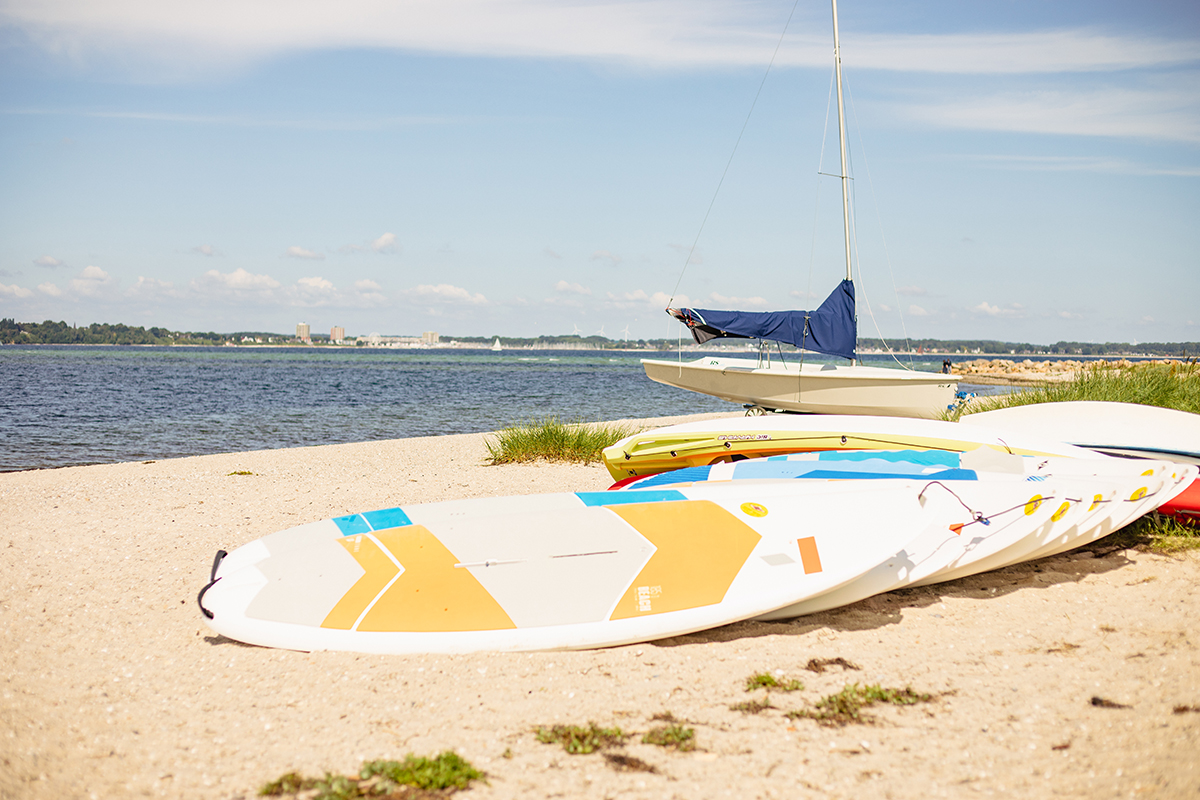 Picknick am Strand von Stein: Surfschule Laboe