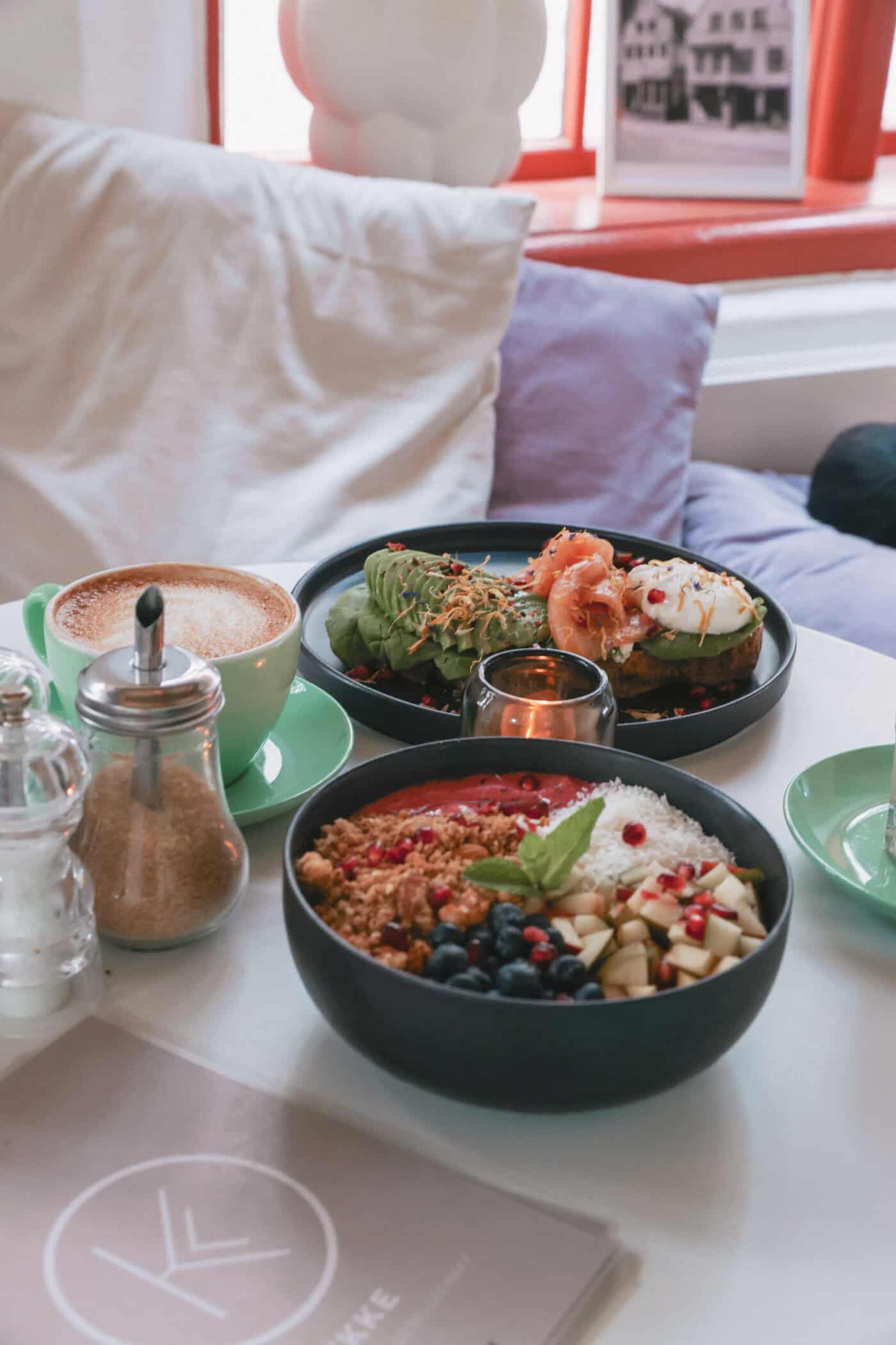 Früstück im Cafe lykke