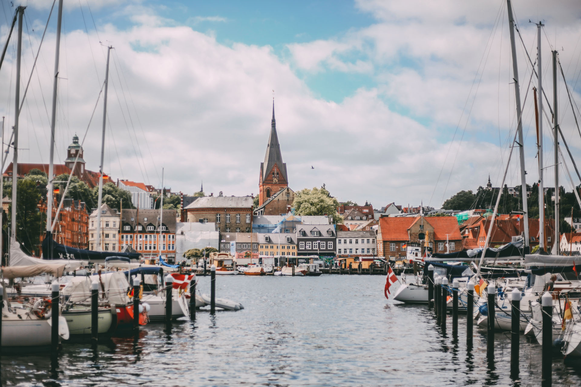 Städtetrip mit der Bahn im Sommer: Flensburg