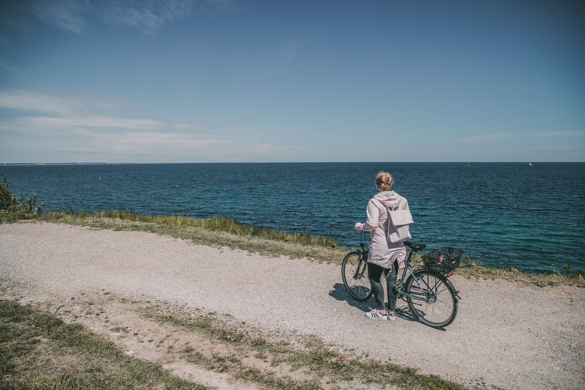 Ausflugstipps Travemünde: Fahrrad vor der Ostsee