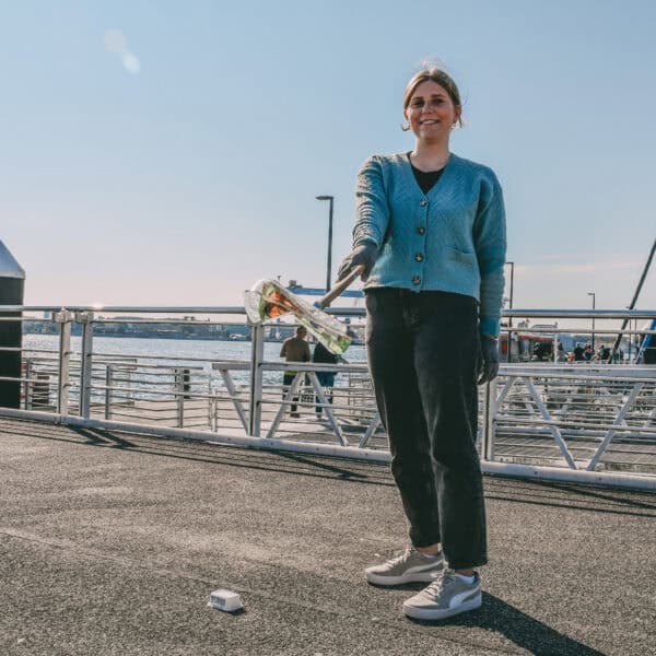 Nachhaltig Kiel: Aufräumaktion des Team Förde Fräulein an der Kiellinie