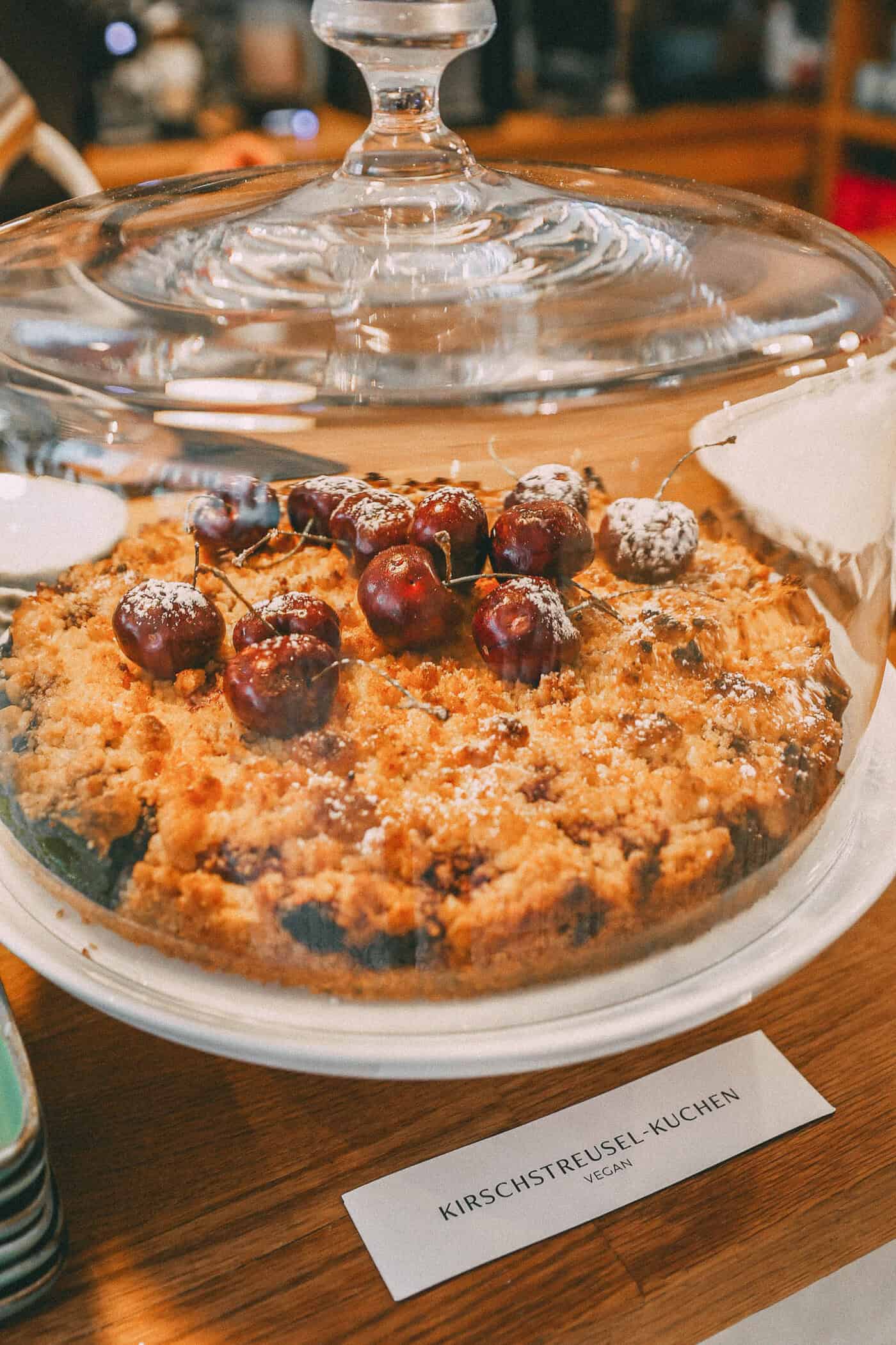 Torten im Künstlercafé in Husum