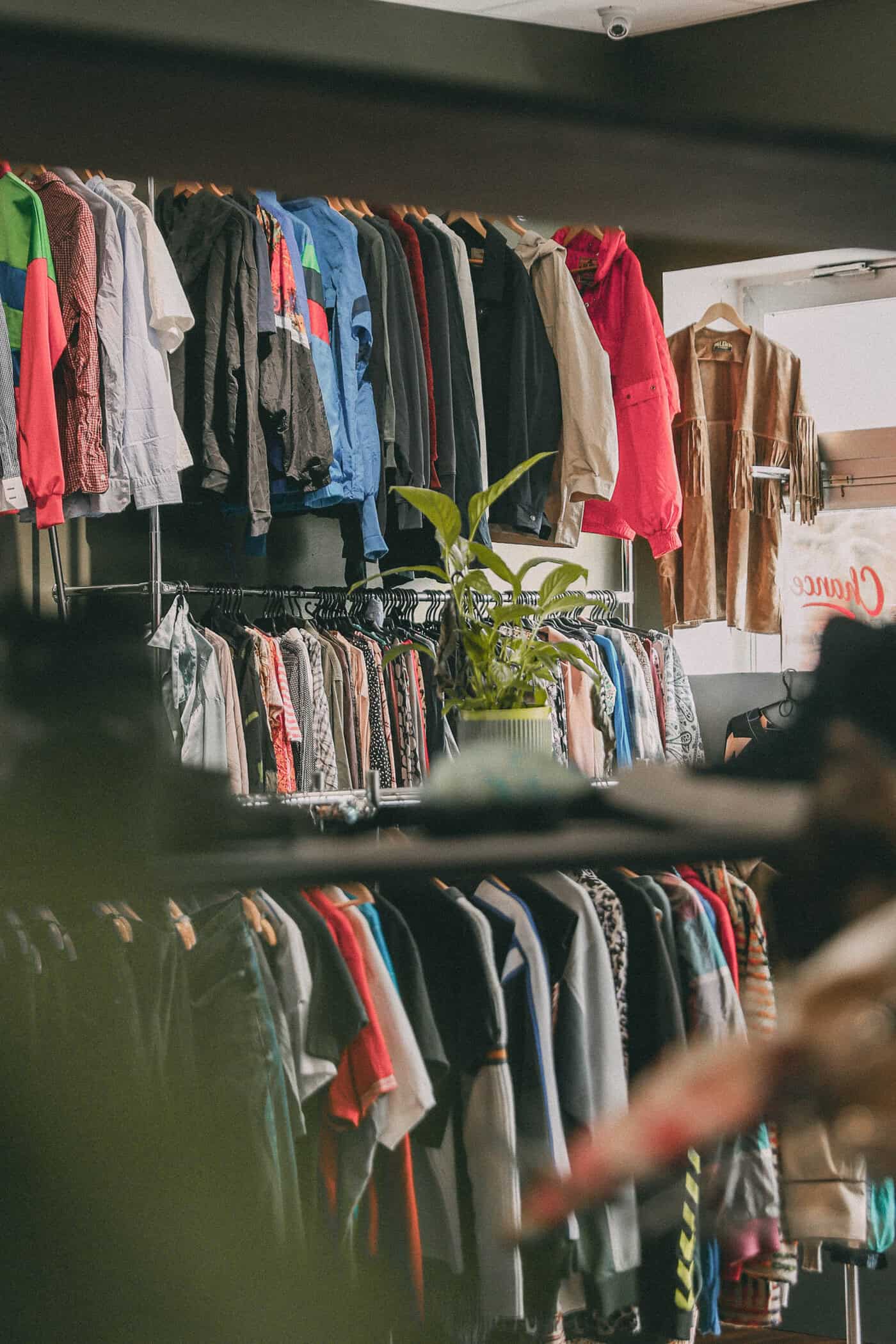 bei 2nd. Chance Secondhandladen stöbern bei Kiel on a budget