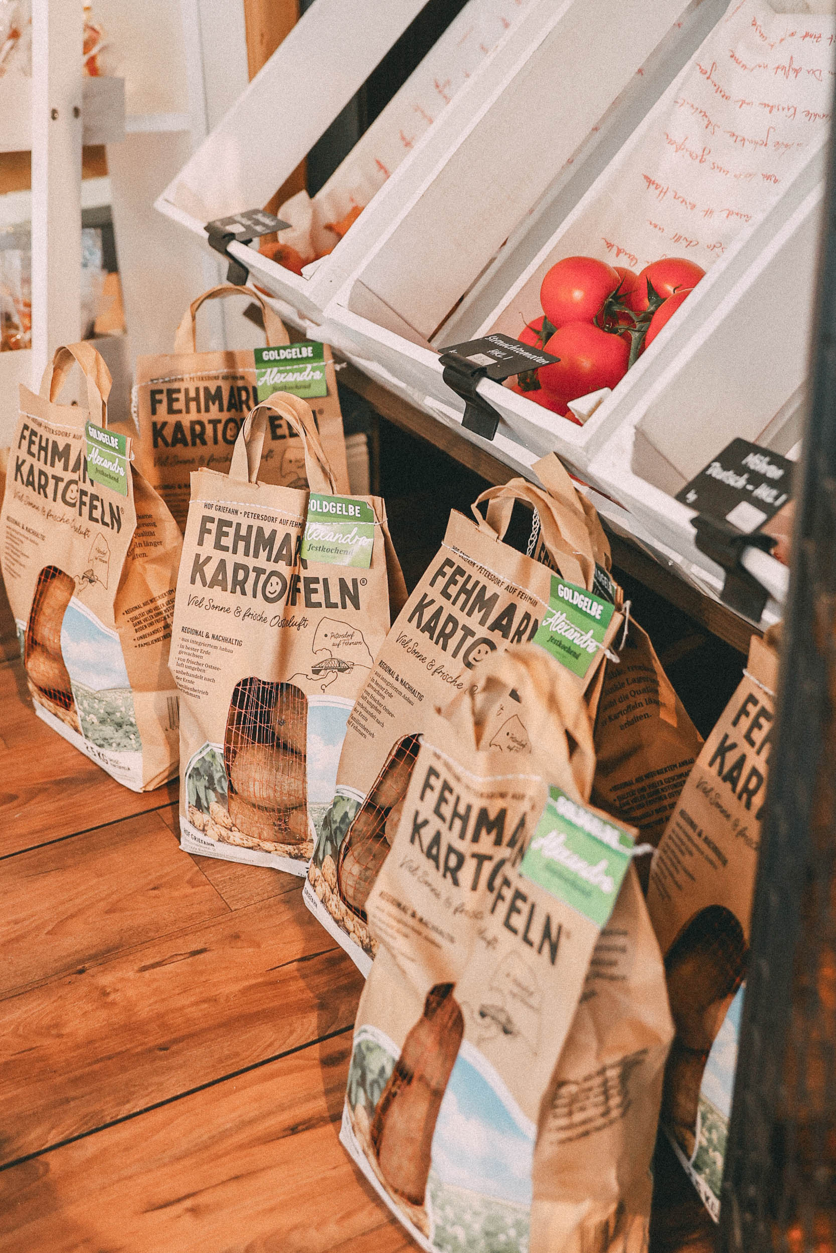 regionale Produkte beim Hofladen im Hofcafe Klausdorf